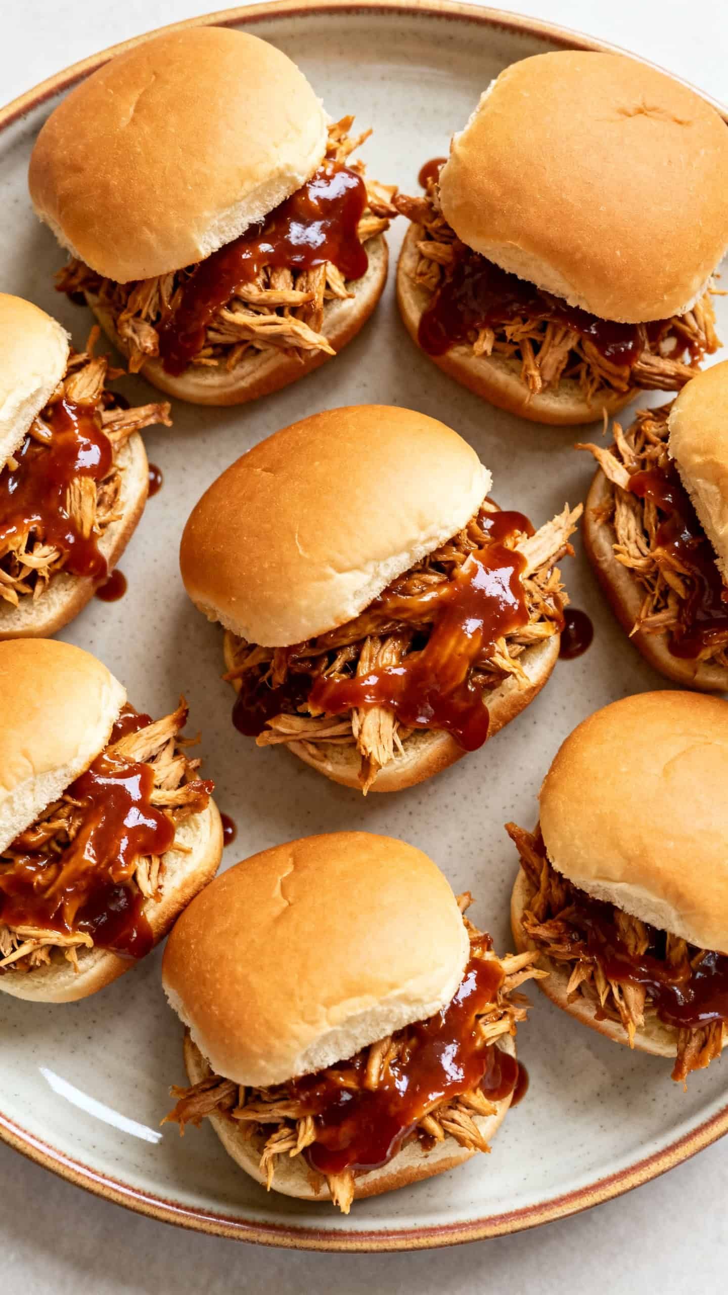 Crockpot BBQ Chicken Sliders